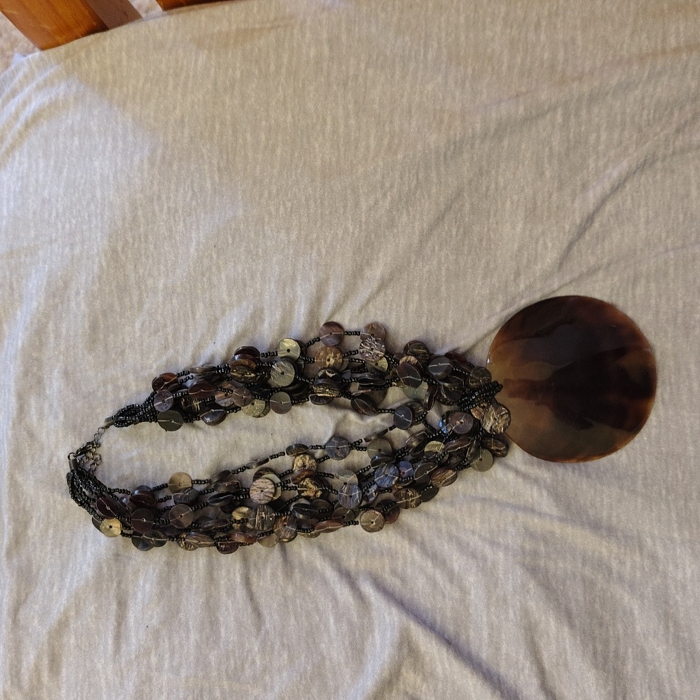 Vintage Beaded With Shell Pendant Necklace
